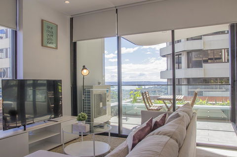Cozy Apartment With Harbour Bridge View In Bondi - Accommodation in Bendigo 1