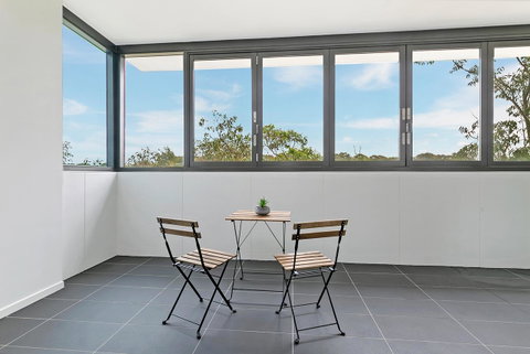 Stylish And Neat Two Bed Apartment In Wentworth Point - Accommodation in Bendigo 8