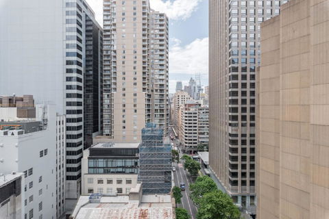 Sydney CBD Modern 2 Bedroom Apartment + Free Car Parking - Accommodation in Bendigo 29