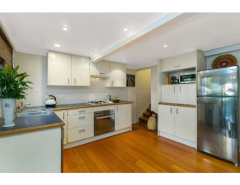North Sydney Historic Whalers Cottage - Accommodation in Bendigo 2