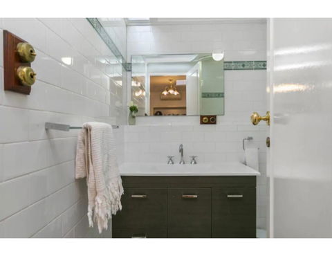 North Sydney Historic Whalers Cottage - Accommodation in Bendigo 9