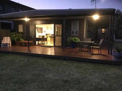 Rocketz At Berrara Beach - Accommodation in Bendigo 2