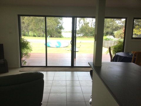 Rocketz At Berrara Beach - Accommodation in Bendigo 14