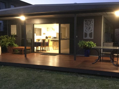 Rocketz At Berrara Beach - Accommodation in Bendigo 15