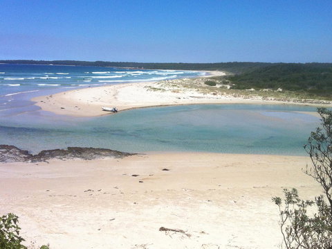 Rocketz At Berrara Beach - Accommodation in Bendigo 12