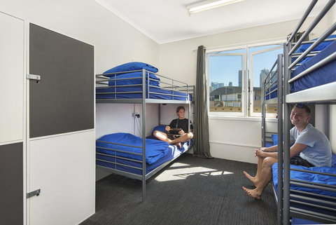 Mad Monkey Downtown - Accommodation in Bendigo 1