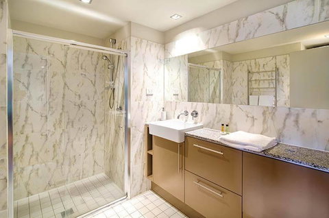 Wyndel Apartments North Sydney - Harbour Watch - Accommodation in Bendigo 4