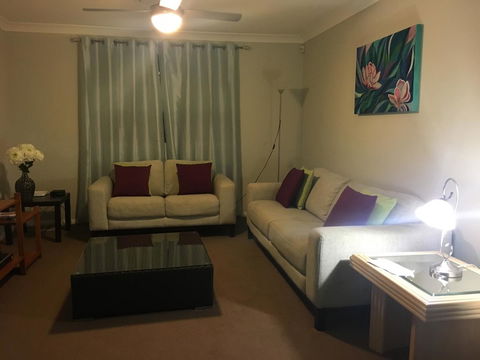 Sydney Amazing Holiday Home Bridal BnB - Accommodation in Bendigo 14