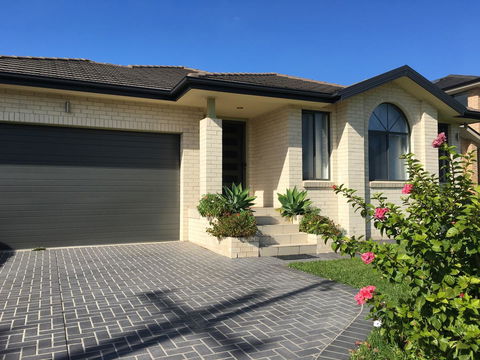 Sydney Amazing Holiday Home Bridal BnB - Accommodation in Bendigo 25