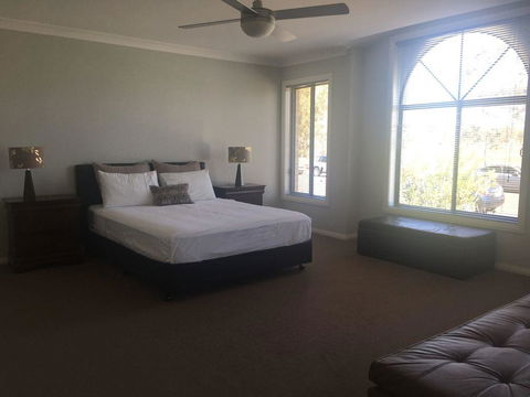 Sydney Amazing Holiday Home Bridal BnB - Accommodation in Bendigo 7