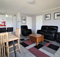 Beachfront 3 25 Willow Street - Accommodation in Bendigo