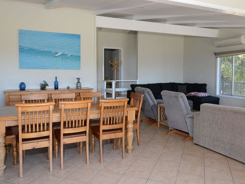 2 Cliff Road - Accommodation in Bendigo 3
