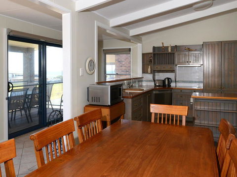 2 Cliff Road - Accommodation in Bendigo 5