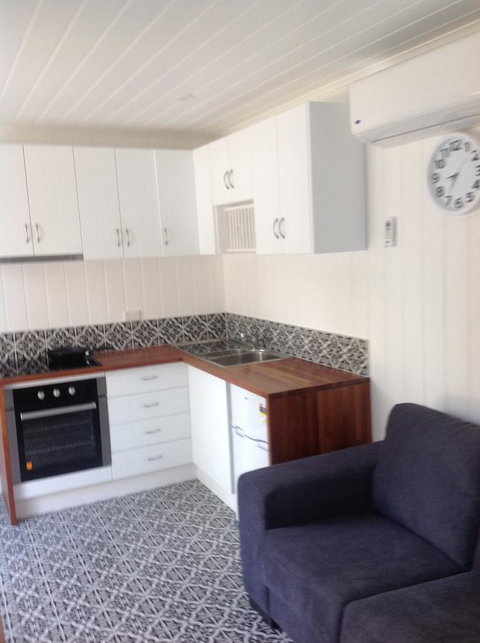 Hideaway Holiday Apartments - Accommodation in Bendigo 8