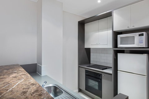 Adina Apartment Hotel Sydney Central - Accommodation in Bendigo 22