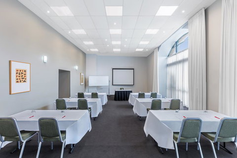 Adina Apartment Hotel Sydney Central - Accommodation in Bendigo 10