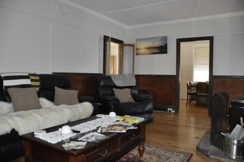 Caledonia Cottage - Accommodation in Bendigo 11