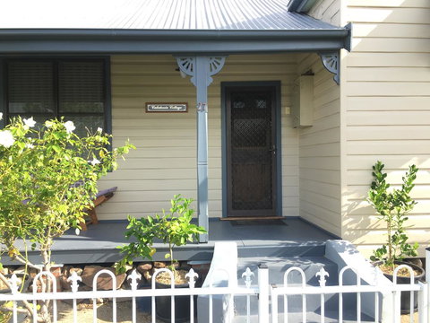 Caledonia Cottage - Accommodation in Bendigo 6