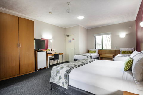 Mercure Darwin Airport Resort - Accommodation in Bendigo 22