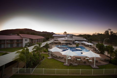 Crowne Plaza Alice Springs Lasseters, An IHG Hotel - Accommodation in Bendigo 0