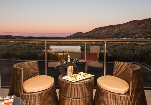 Crowne Plaza Alice Springs Lasseters, An IHG Hotel - Accommodation in Bendigo 22