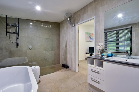 'Tropical Oasis - Darwin NT - Accommodation in Bendigo 17