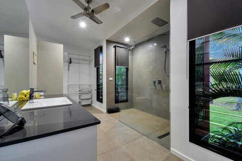 'Tropical Oasis - Darwin NT - Accommodation in Bendigo 23