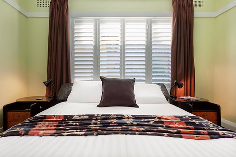 Art Deco Apartment With Breathtaking Water Views - Accommodation in Bendigo 10