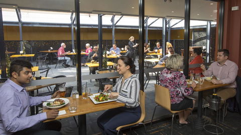 Stay At Alice Springs Hotel - Accommodation in Bendigo 31