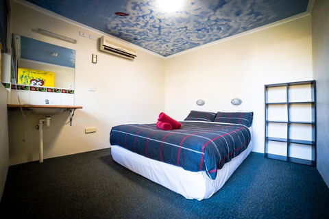 Jump Inn Alice Budget Accommodation - Accommodation in Bendigo 9