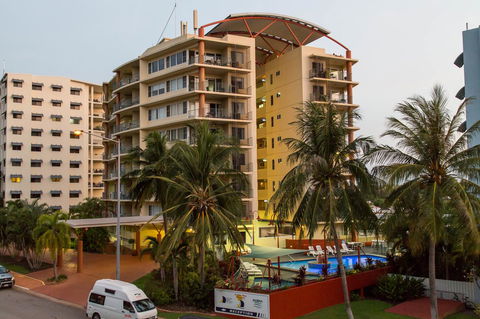 Cullen Bay Resorts - Accommodation in Bendigo 0