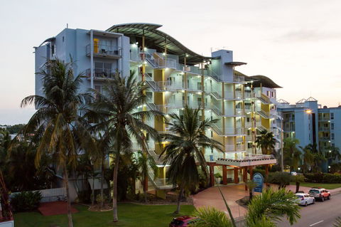 Cullen Bay Resorts - Accommodation in Bendigo 11