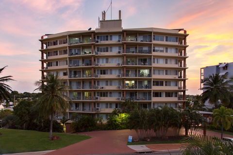 Cullen Bay Resorts - Accommodation in Bendigo 12