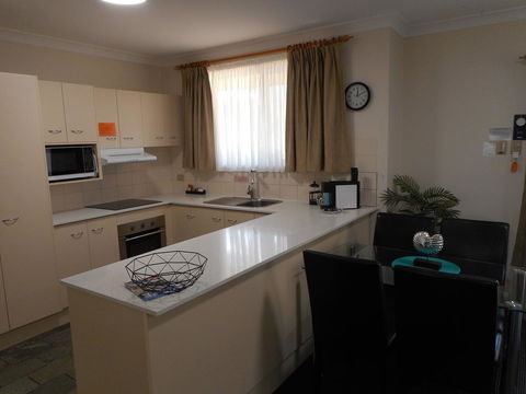 Beaches Serviced Apartments - Accommodation in Bendigo 26