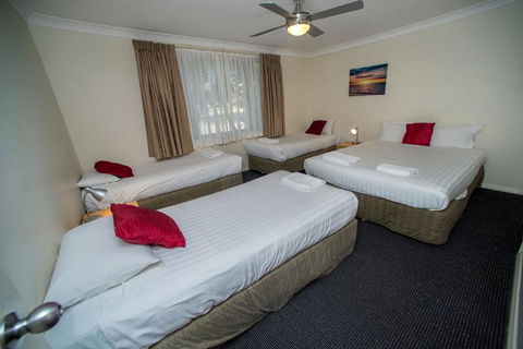 Beaches Serviced Apartments - Accommodation in Bendigo 0