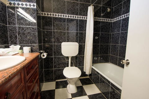 Elkira Court Motel - Accommodation in Bendigo 15