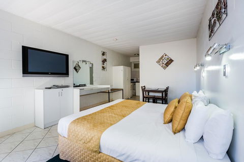 Elkira Court Motel - Accommodation in Bendigo 8