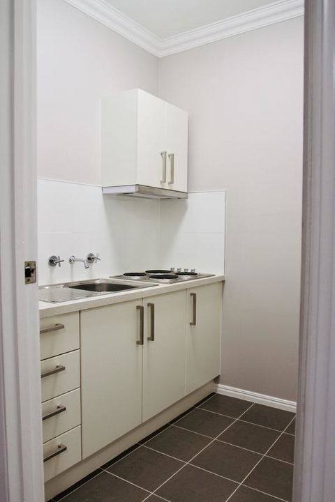 Erldunda Desert Oaks Resort - Accommodation in Bendigo 6