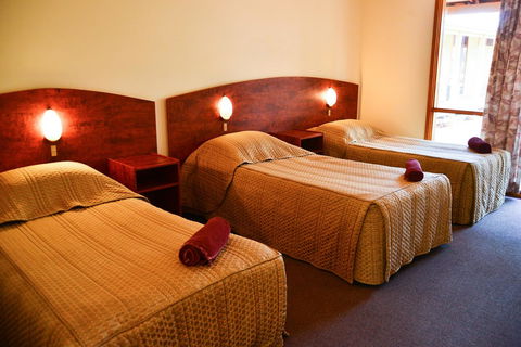 Erldunda Desert Oaks Resort - Accommodation in Bendigo 23