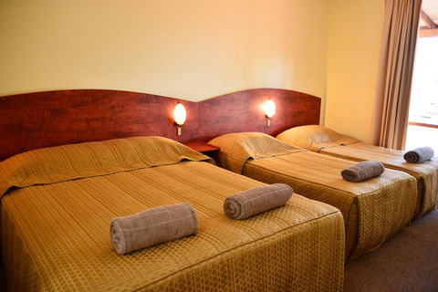 Erldunda Desert Oaks Resort - Accommodation in Bendigo 38