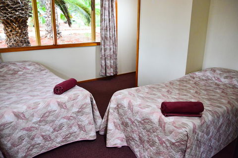 Erldunda Desert Oaks Resort - Accommodation in Bendigo 43