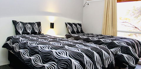 Erldunda Desert Oaks Resort - Accommodation in Bendigo 2