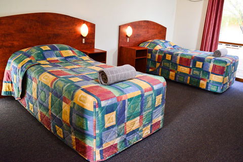 Erldunda Desert Oaks Resort - Accommodation in Bendigo 35