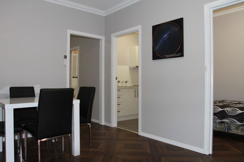 Erldunda Desert Oaks Resort - Accommodation in Bendigo 9