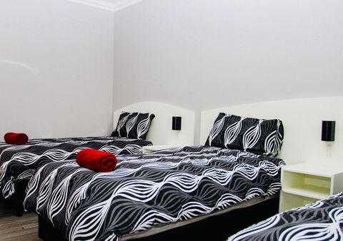 Erldunda Desert Oaks Resort - Accommodation in Bendigo 1
