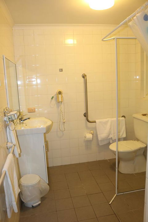Golden Sands Motor Inn - Accommodation in Bendigo 23