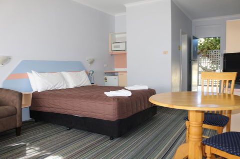 Golden Sands Motor Inn - Accommodation in Bendigo 24