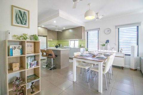 ZEN QUEST - The NOMADS PAD Near Nightcliff Markets & Sunset Foreshore - Accommodation in Bendigo 12