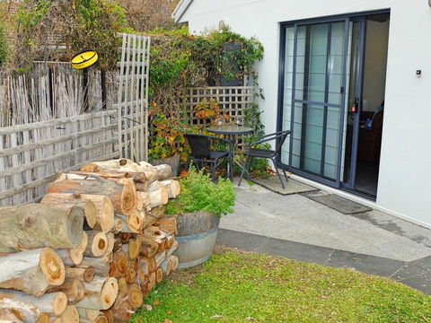 Rock Wallaby - Accommodation in Bendigo 2