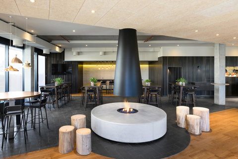 Burbury Hotel - Accommodation in Bendigo 2